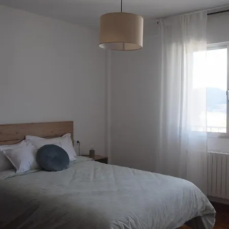 Semesterbostad Casa En Chapela, Con Vistas A La Ria De Vigo