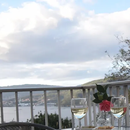 Casa En Chapela, Con Vistas A La Ria De 比戈